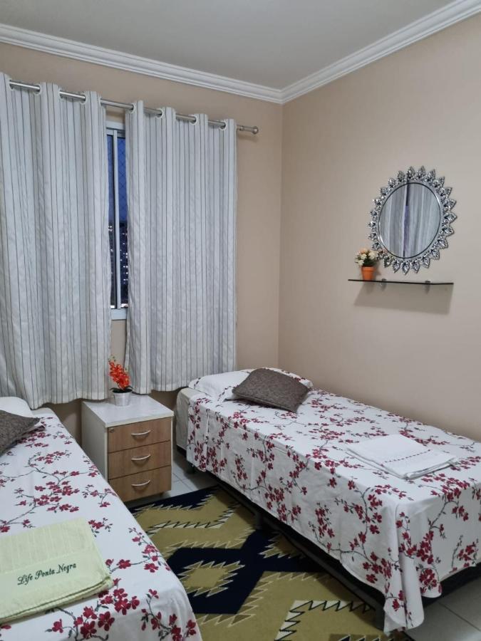 Life Ponta Negra Apartment มาเนาส์ ภายนอก รูปภาพ
